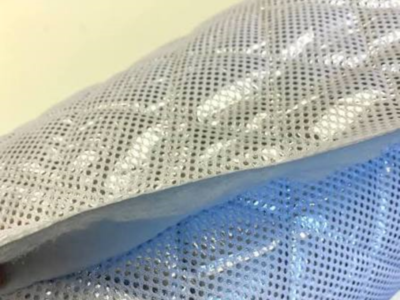 What Is Insulated Fabric? Types, Materials, and How to Choose the Right One